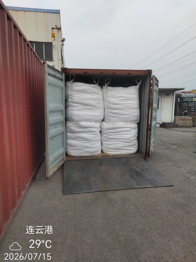 Jumbo bags of fused silica loaded inside a shipping container for international shipment